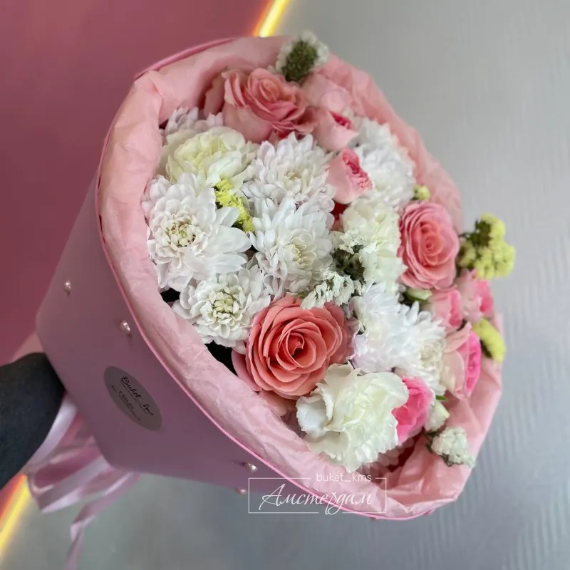 Красивый нежный букет сборный