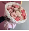 Букет пионовидные розы и диантусы